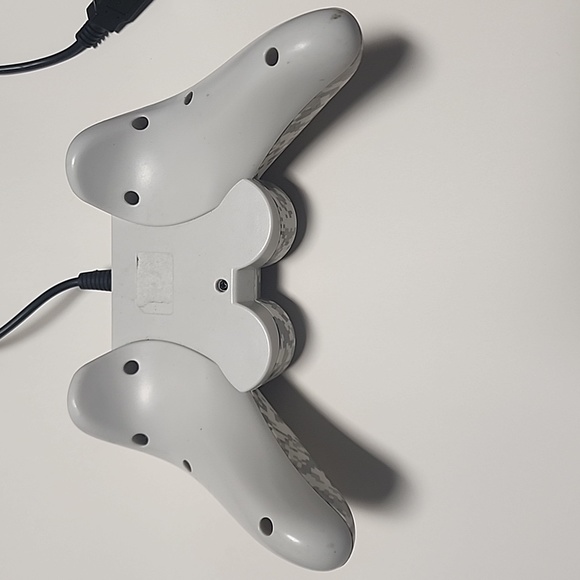 Snakebyte SB01426 Basic USB Wired Game Controller for PS3 CAMO Playstation 3 - Picture 2 of 2